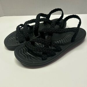 MEGNYA Women's Size 10 Black Comfortable Walking Sandals Arch Support